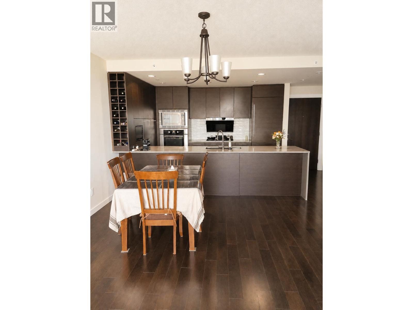 1103 5868 AGRONOMY ROAD, Vancouver photo 2