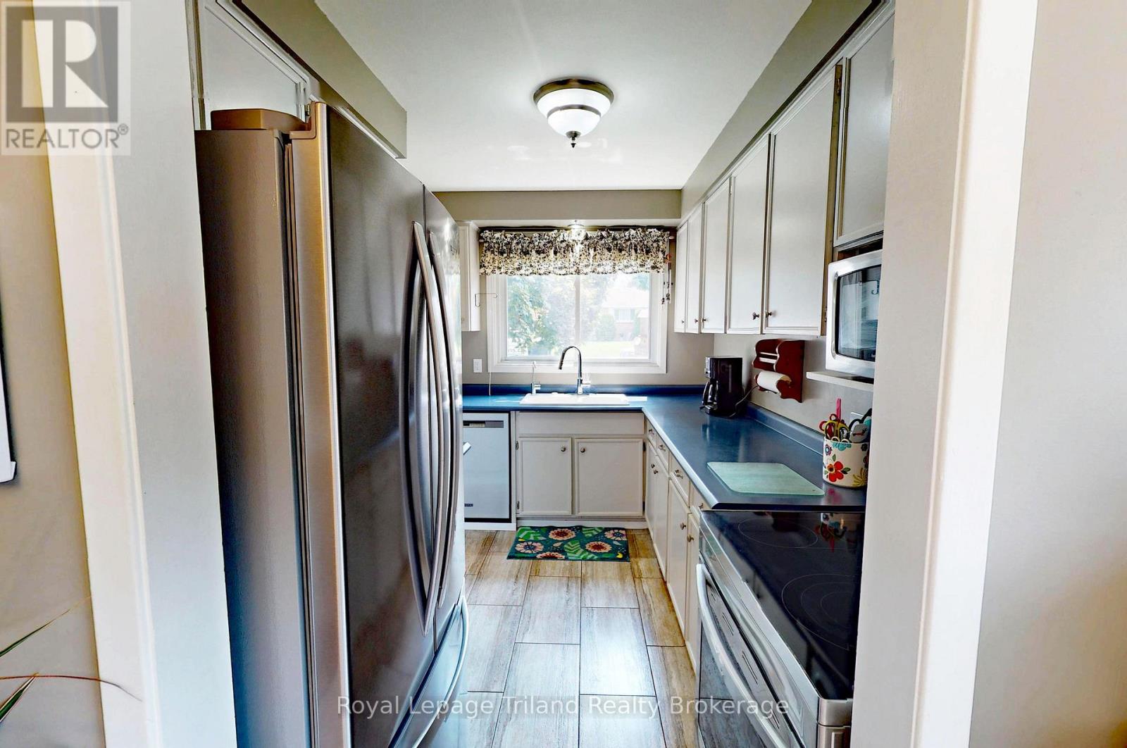 773 GLADSTONE DRIVE - Image 7