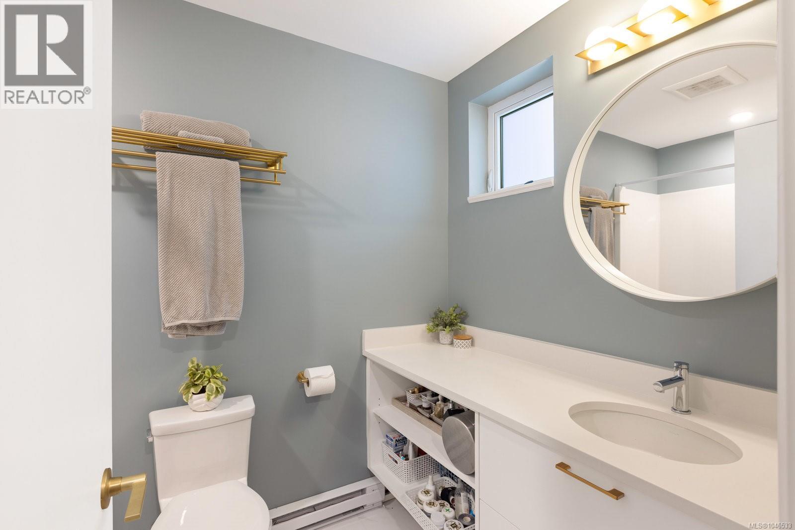 #303 2348 Beacon Ave - Image 17