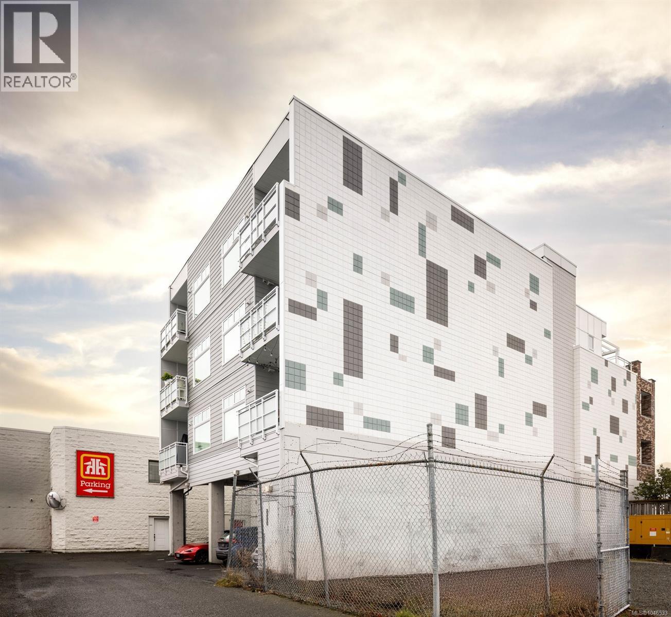 #303 2348 Beacon Ave - 22