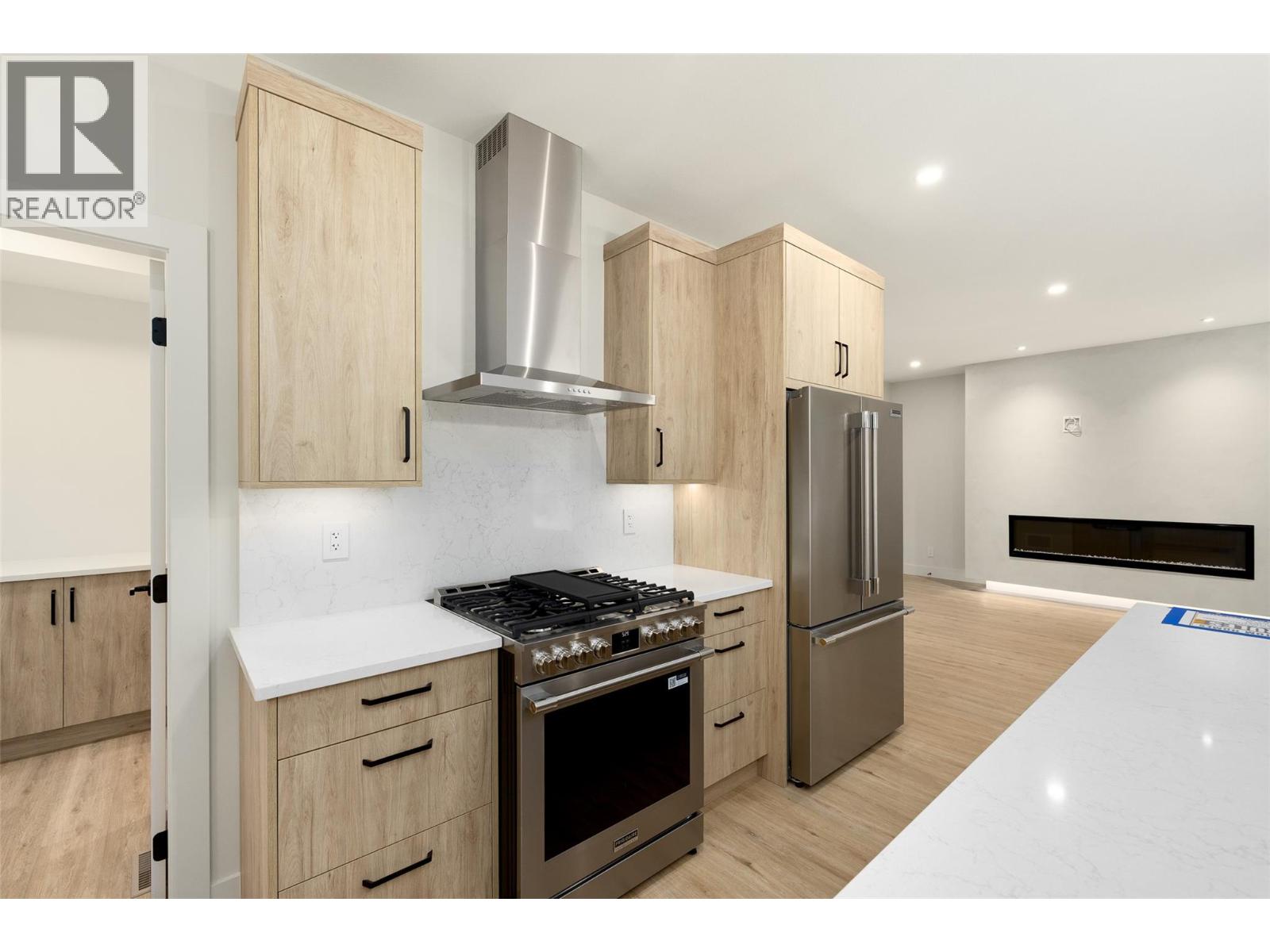 908 Bull Crescent, Kelowna