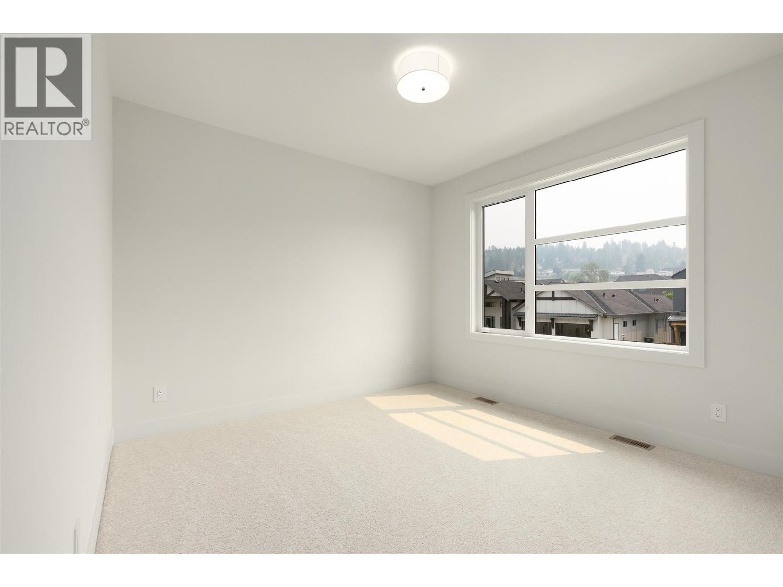 908 Bull Crescent, Kelowna