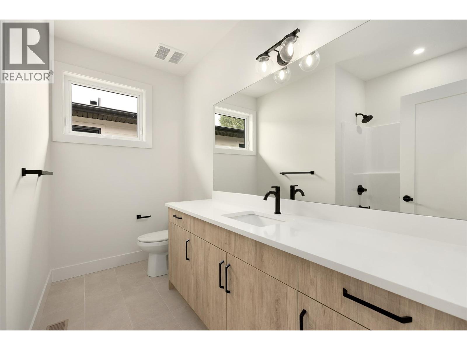 908 Bull Crescent, Kelowna