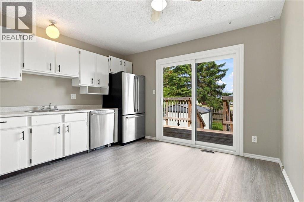 8113 94 Street - Photo 10