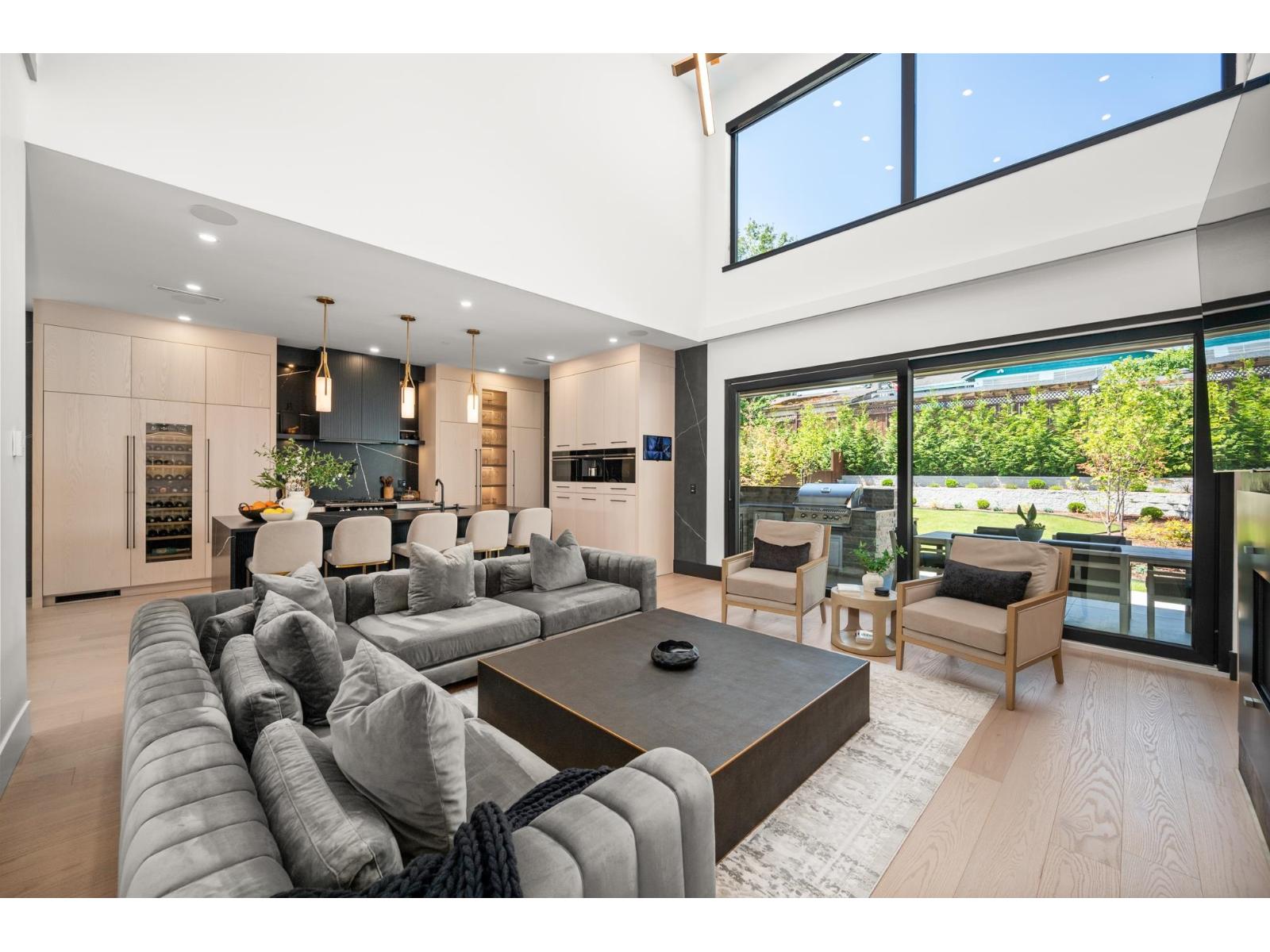 1265 KENT STREET, White Rock