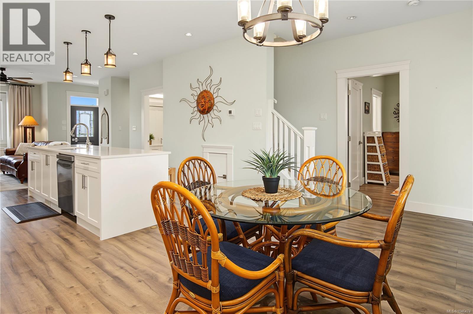 743 Briarwood Dr - Image 18