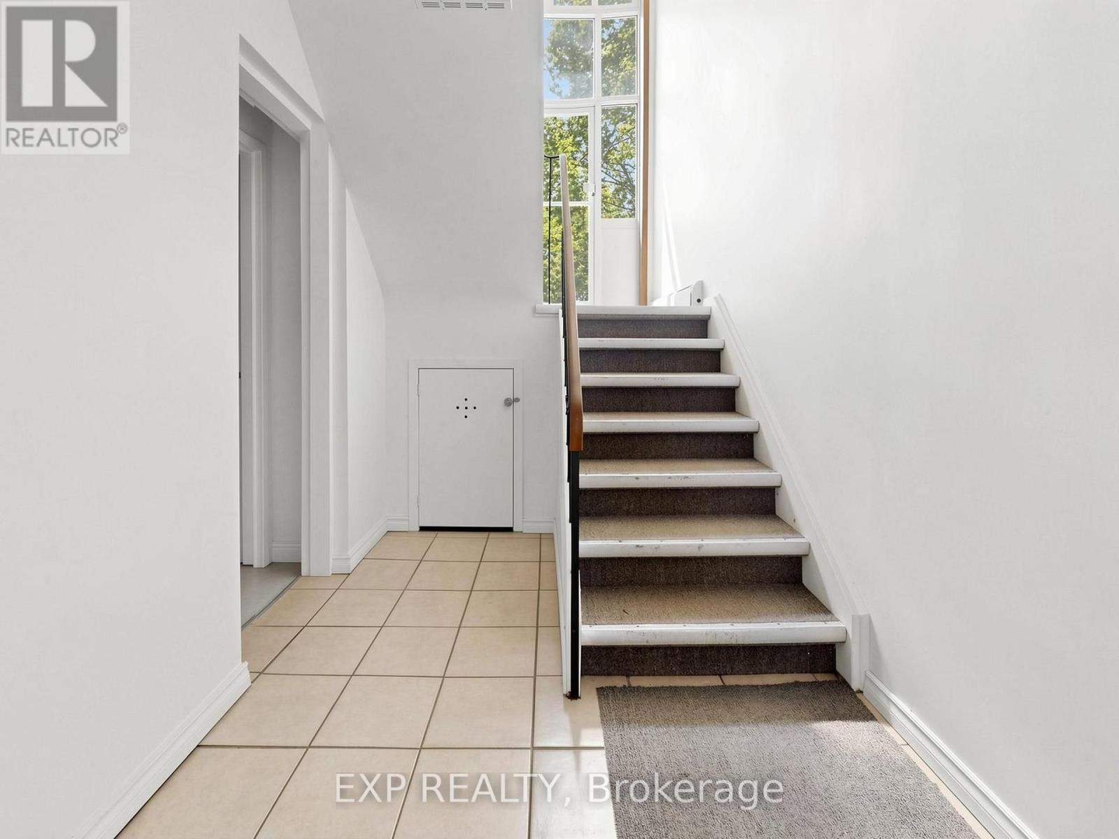 89 DONALD STREET - 29