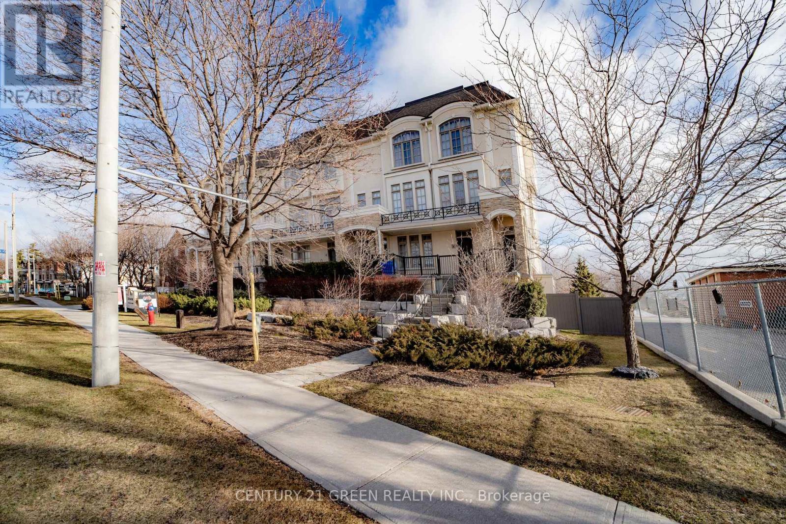 Photo of 3071 Cawthra Road