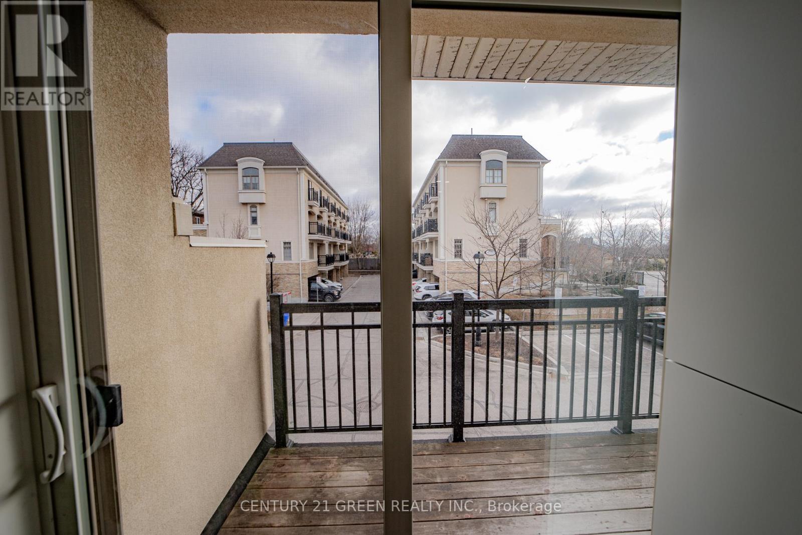 #5 3071 CAWTHRA ROAD - 14