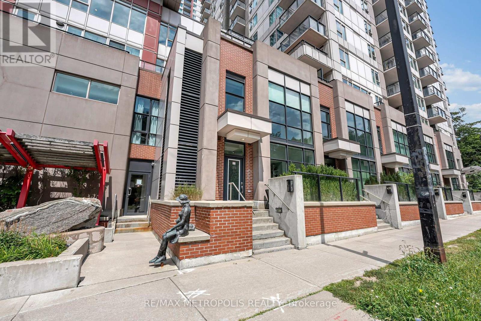 Photo of 180 Borough Drive