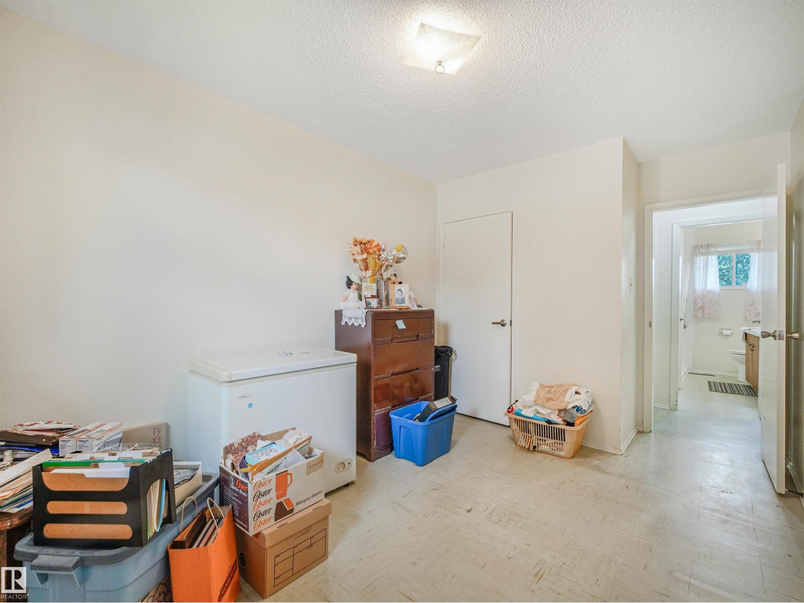 6206 132 AV NW - Image 22