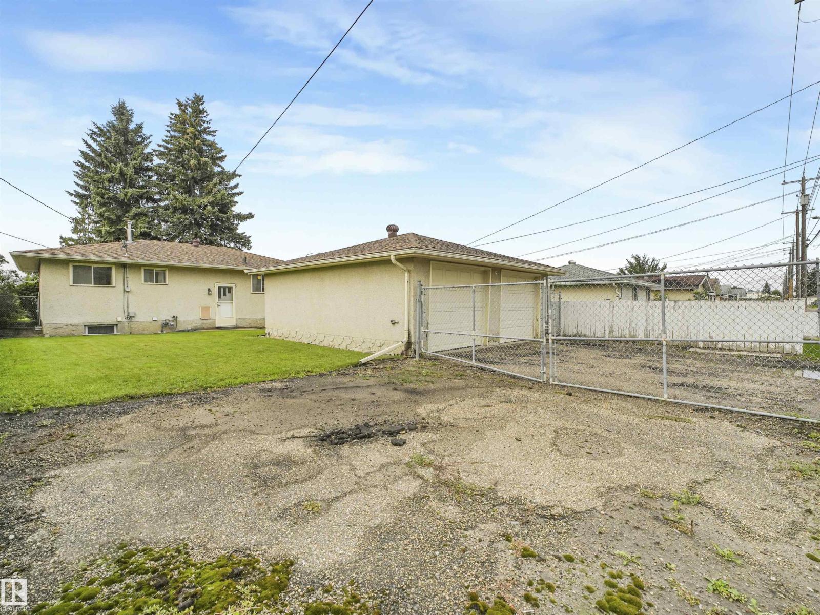 6206 132 AV NW - 41