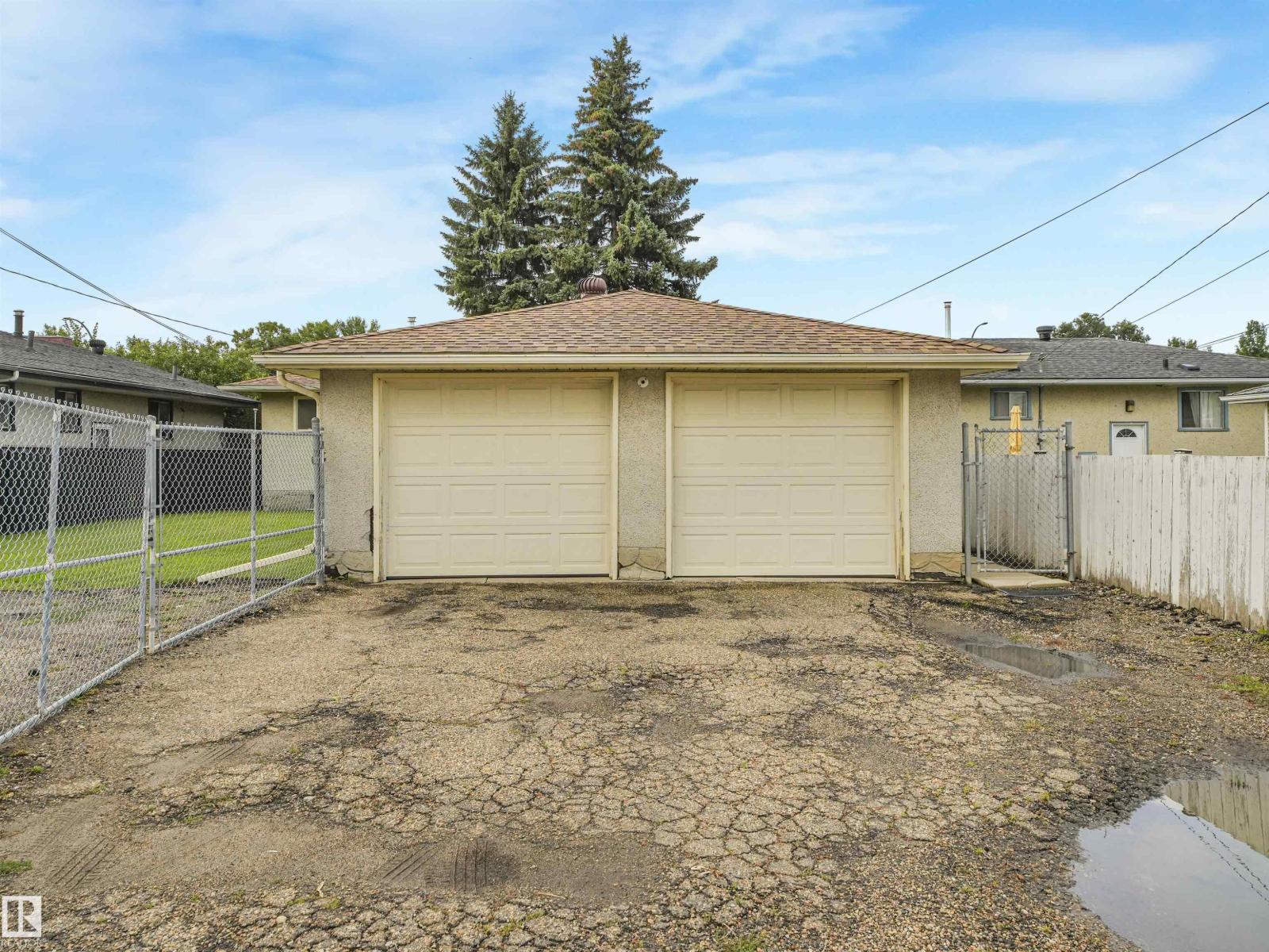 6206 132 AV NW - Image 45