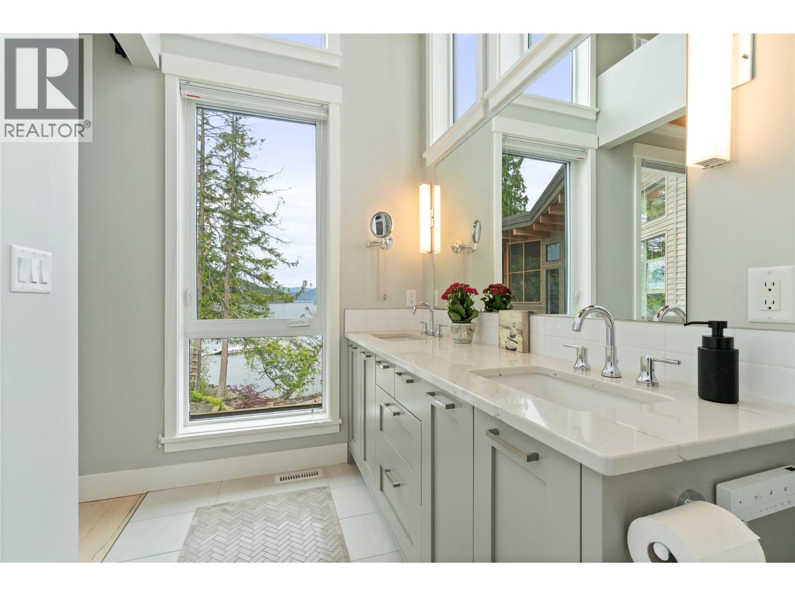 4125 Eagle Bay Road - Image 29