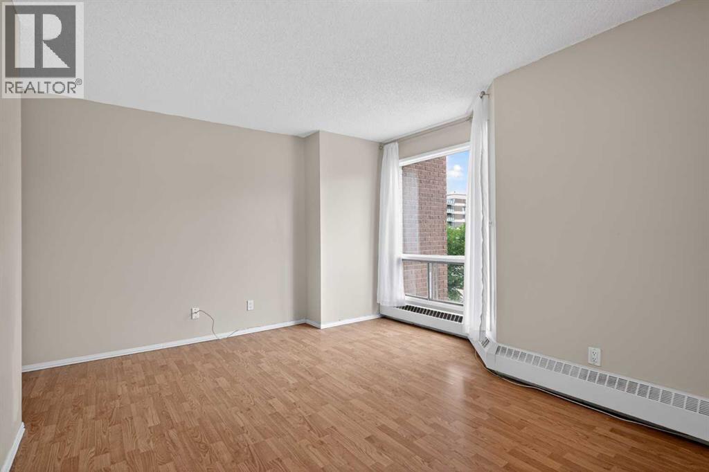 #402 1140 15 Avenue SW - 24