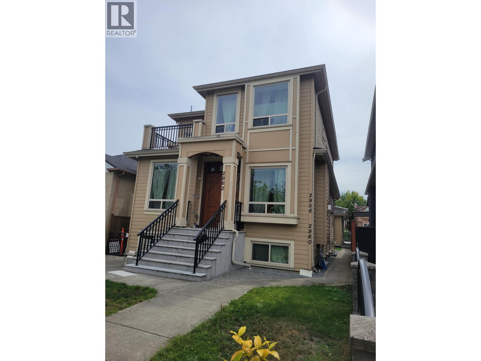 8 Bed, 7 Bath House for Sale in Vancouver – 2962 KITCHENER STREET, Vancouver – MLS# R3154185 - Image 2