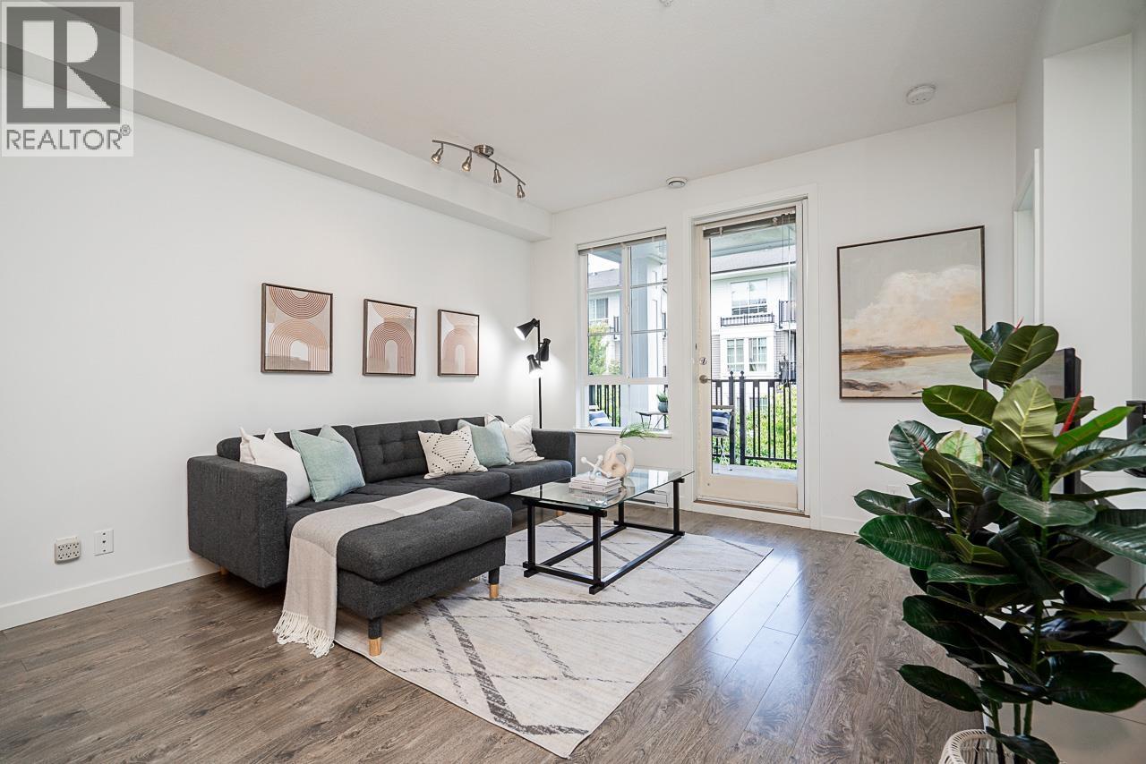 313 553 FOSTER AVENUE, Coquitlam