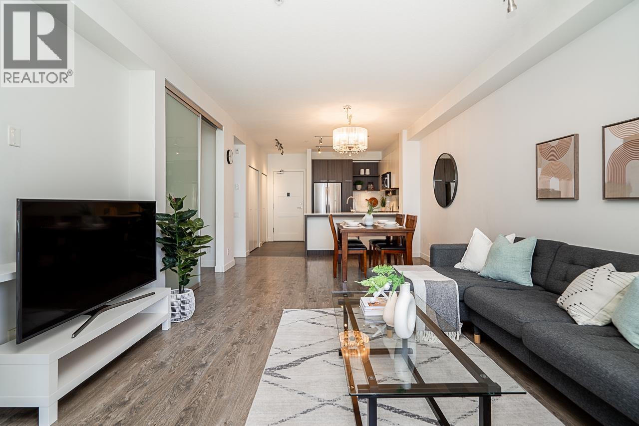 313 553 FOSTER AVENUE, Coquitlam