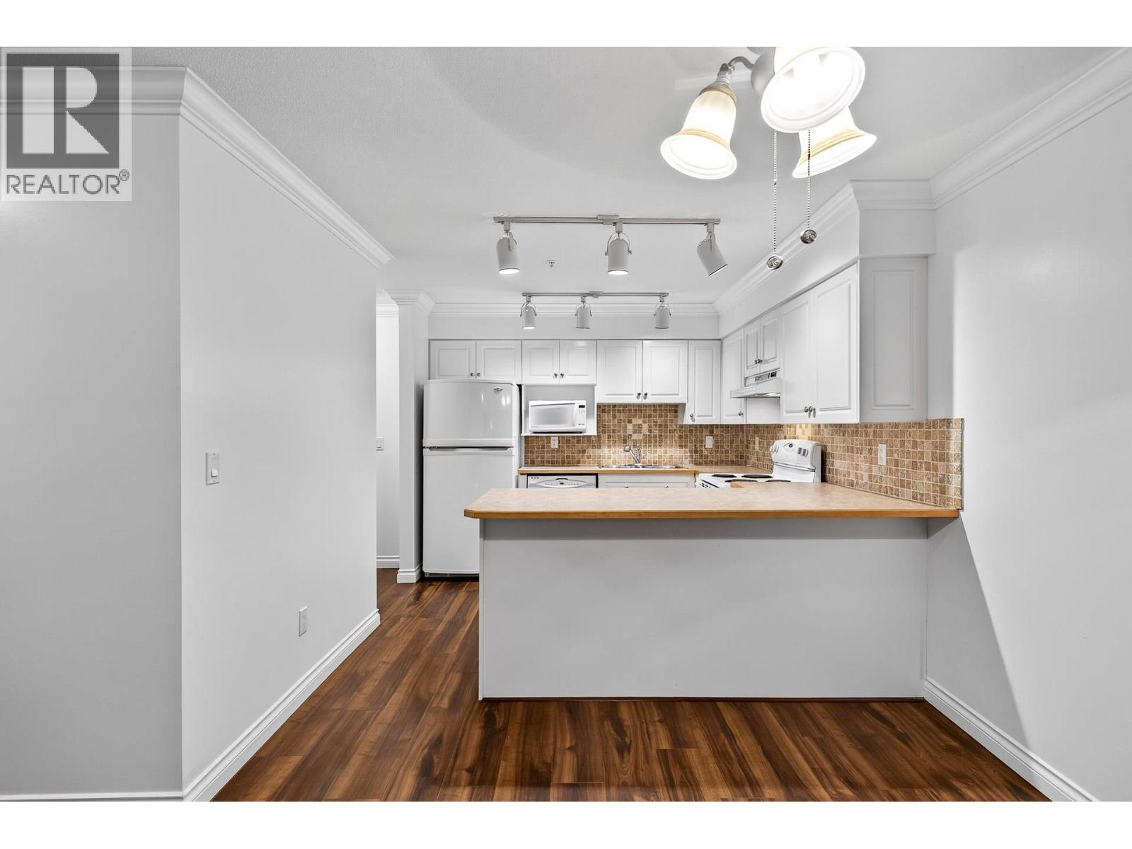 107 1215 PACIFIC STREET, Coquitlam
