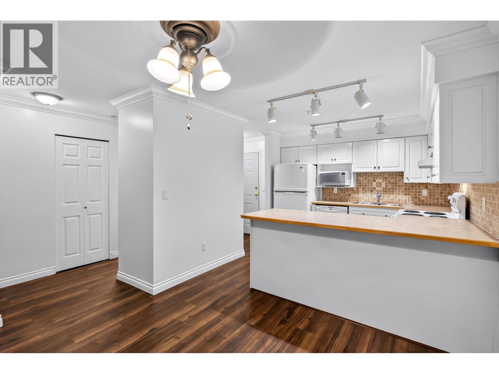 107 1215 PACIFIC STREET, Coquitlam