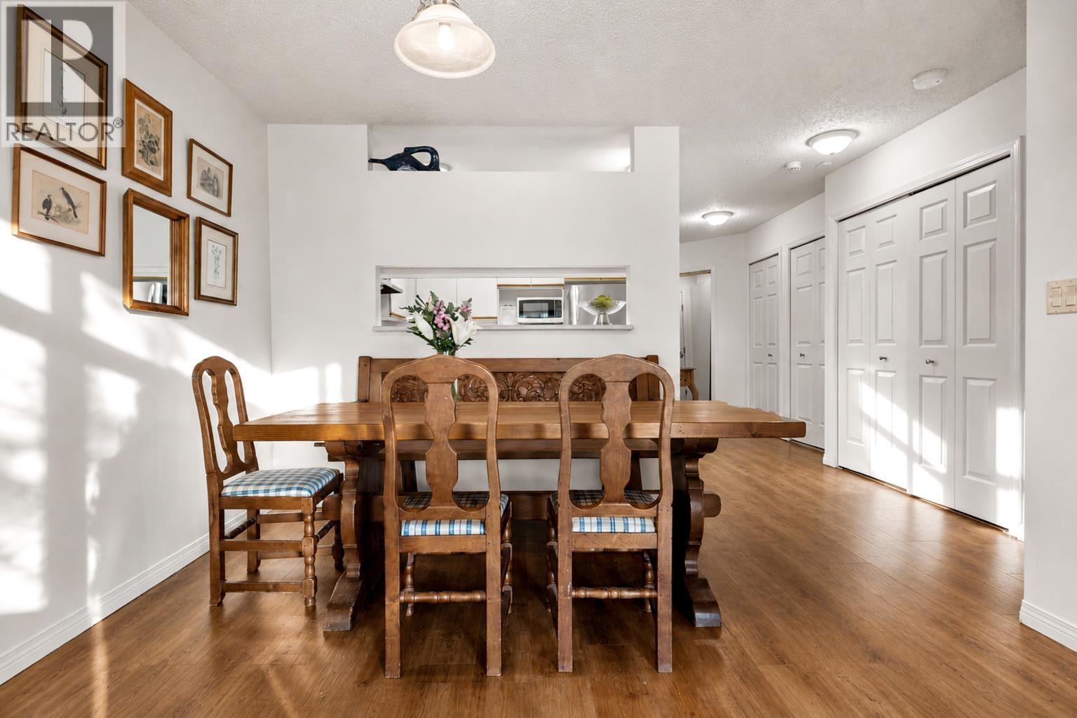 307 2800 CHESTERFIELD AVENUE, North Vancouver