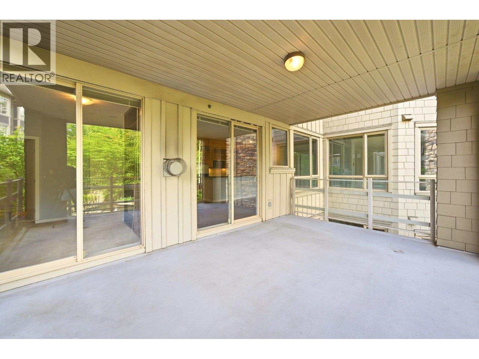 318 560 RAVEN WOODS DRIVE, North Vancouver