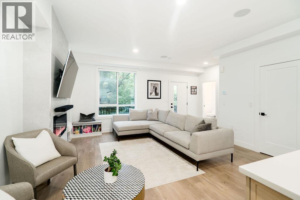 3503 GISLASON AVENUE, Coquitlam