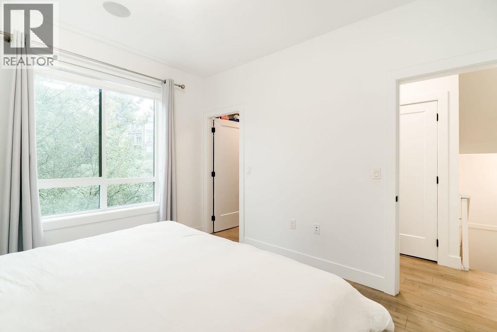 3503 GISLASON AVENUE, Coquitlam