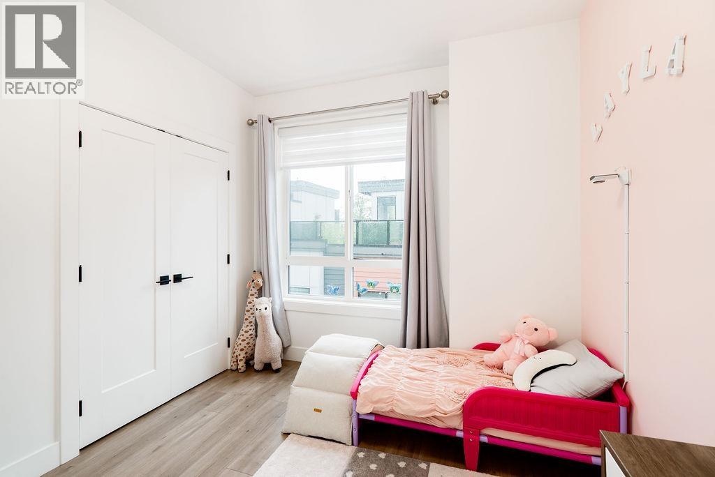 3503 GISLASON AVENUE, Coquitlam