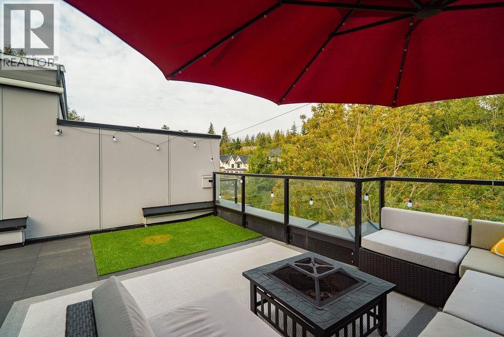 3503 GISLASON AVENUE, Coquitlam
