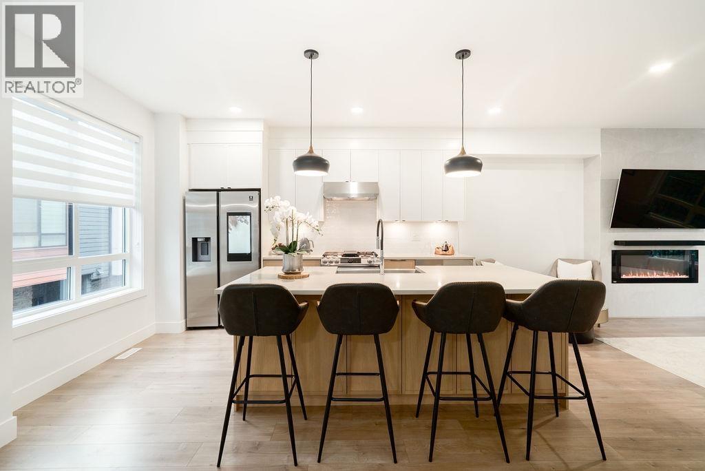 3503 GISLASON AVENUE, Coquitlam