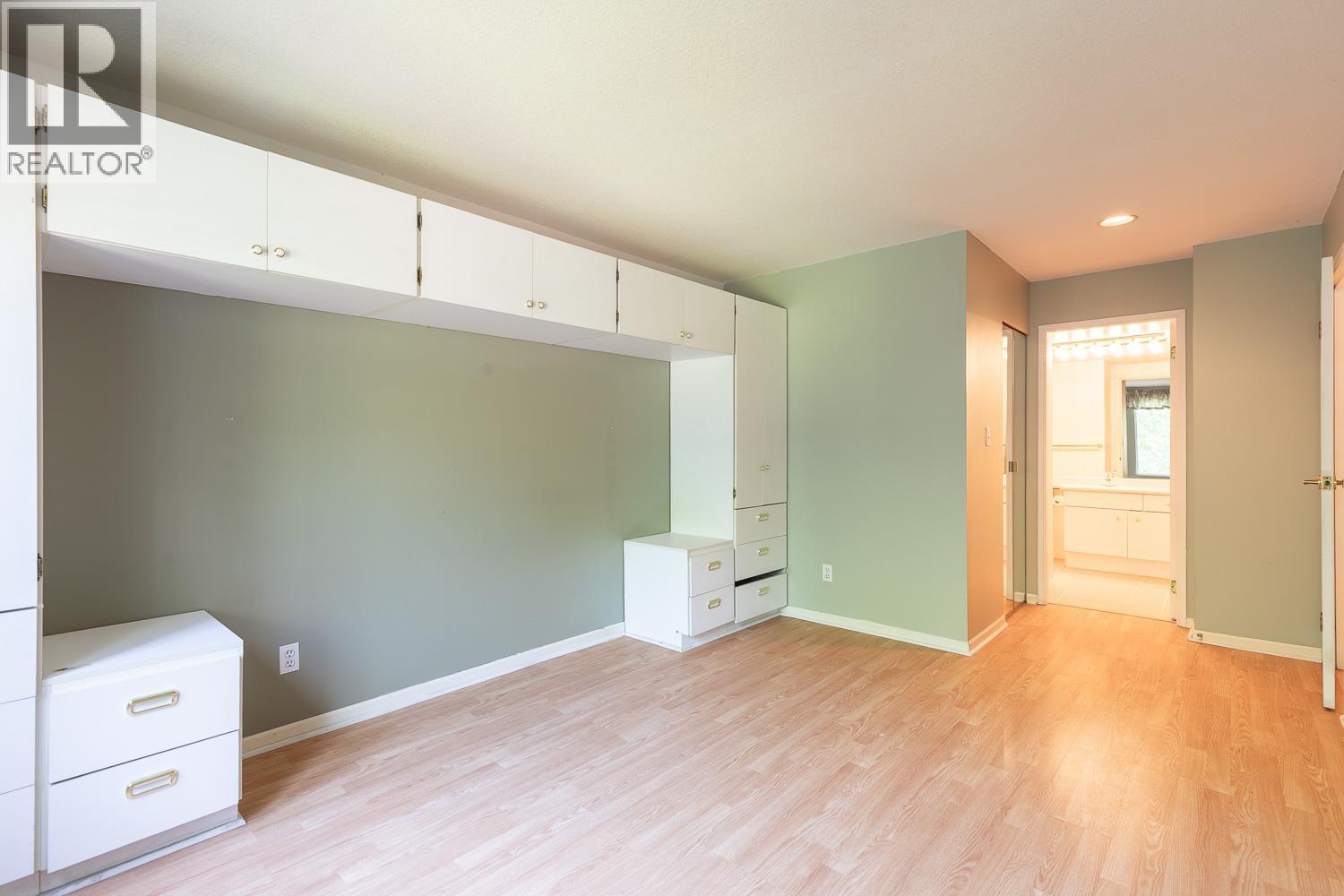 208 1695 AUGUSTA AVENUE, Burnaby