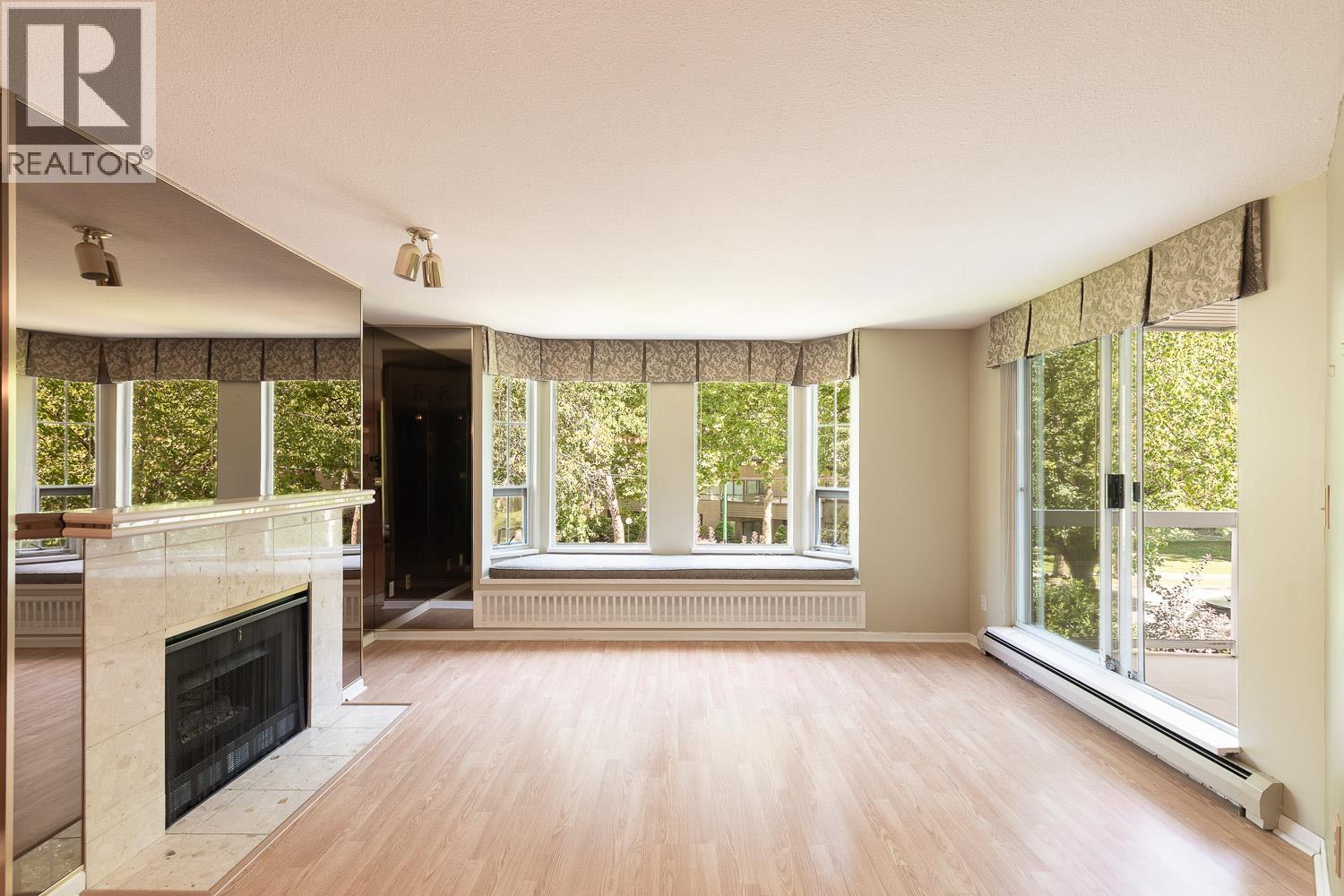 208 1695 AUGUSTA AVENUE, Burnaby