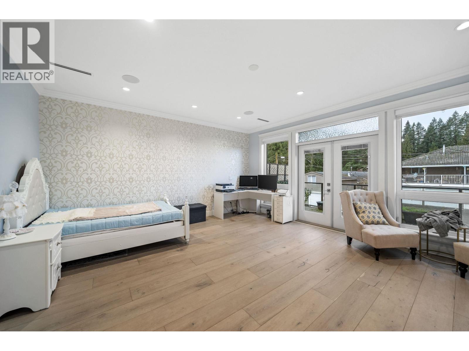 656 BLUE MOUNTAIN STREET, Coquitlam