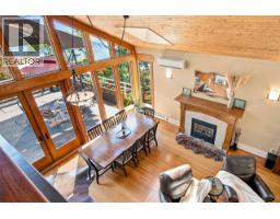 330 Sasamat Lane, North Vancouver, BC V7G2S4 Photo 12
