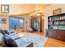 330 Sasamat Lane, North Vancouver, BC V7G2S4 Photo 20