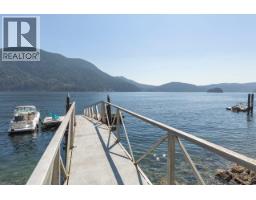330 Sasamat Lane, North Vancouver, BC V7G2S4 Photo 32
