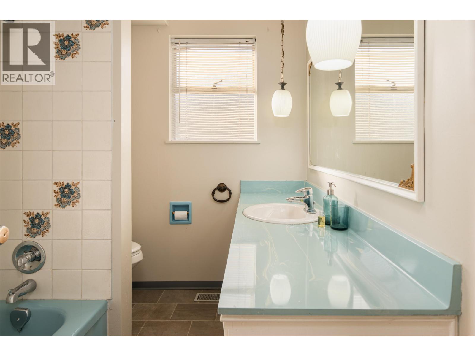 2321 HARRISON DRIVE, Vancouver