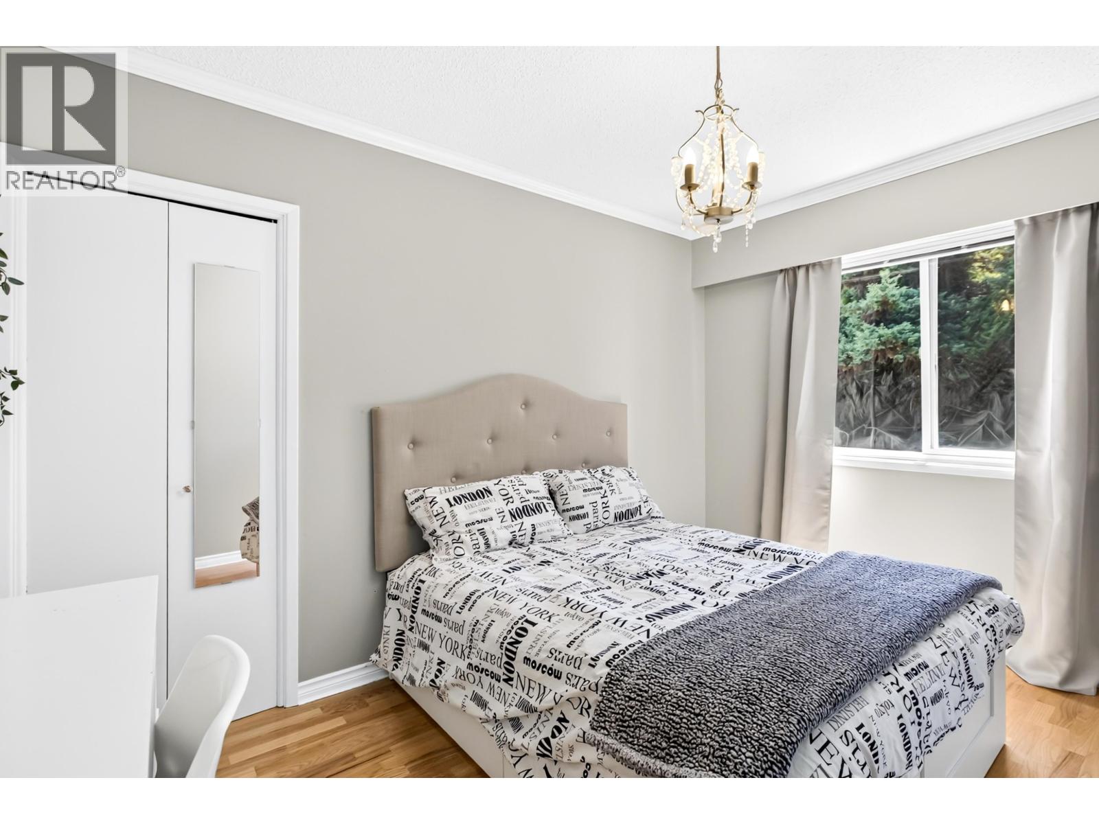 990 JARVIS STREET, Coquitlam
