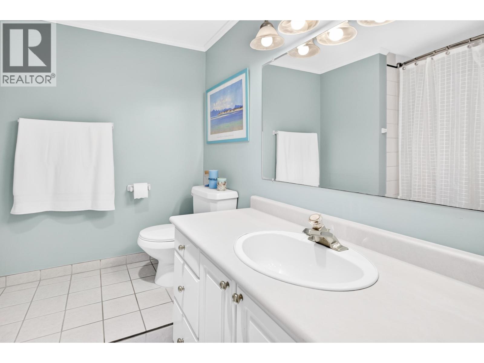 990 JARVIS STREET, Coquitlam