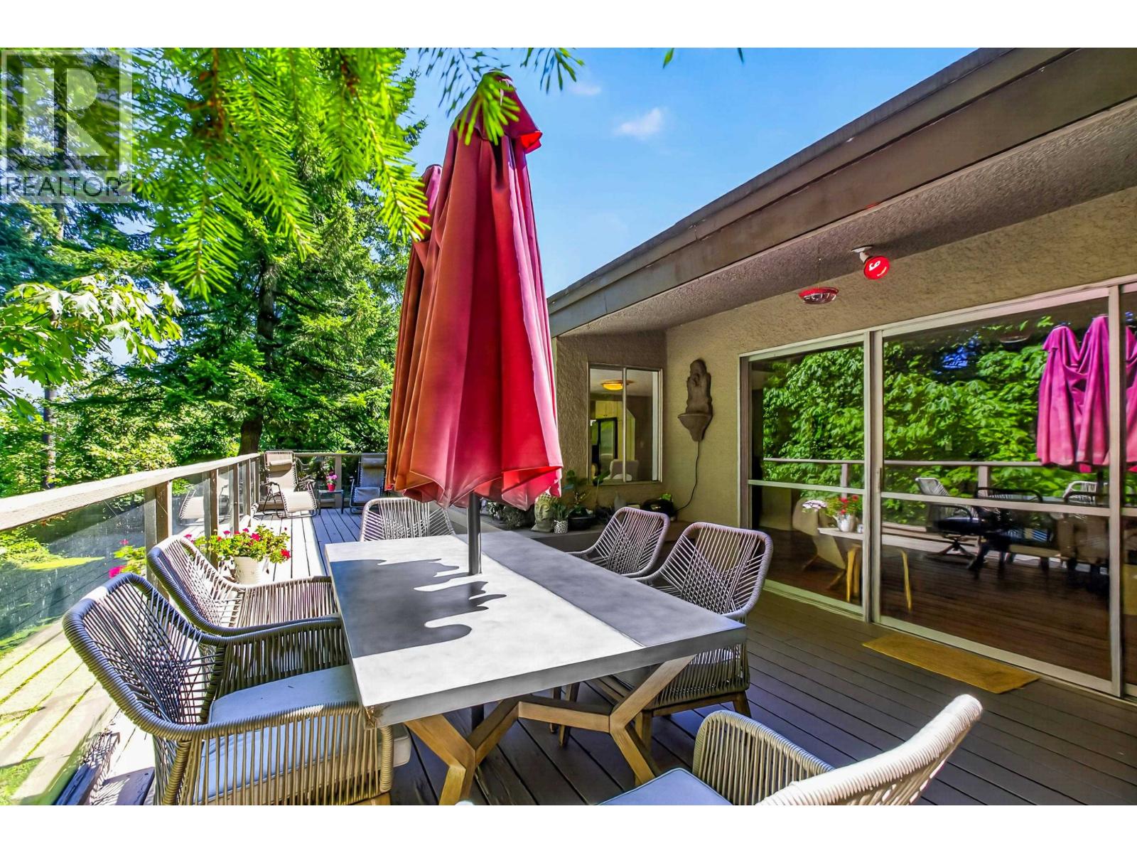990 JARVIS STREET, Coquitlam