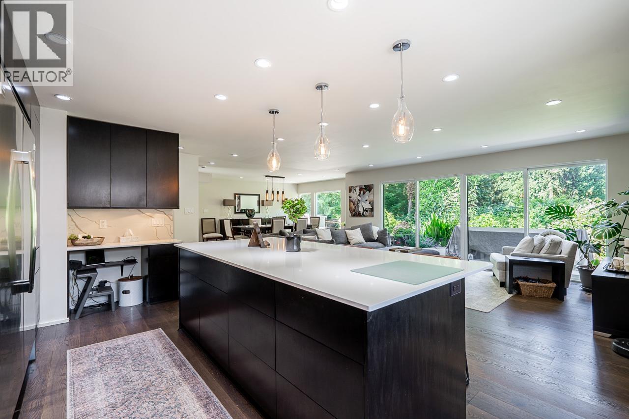 4241 YUCULTA CRESCENT, Vancouver