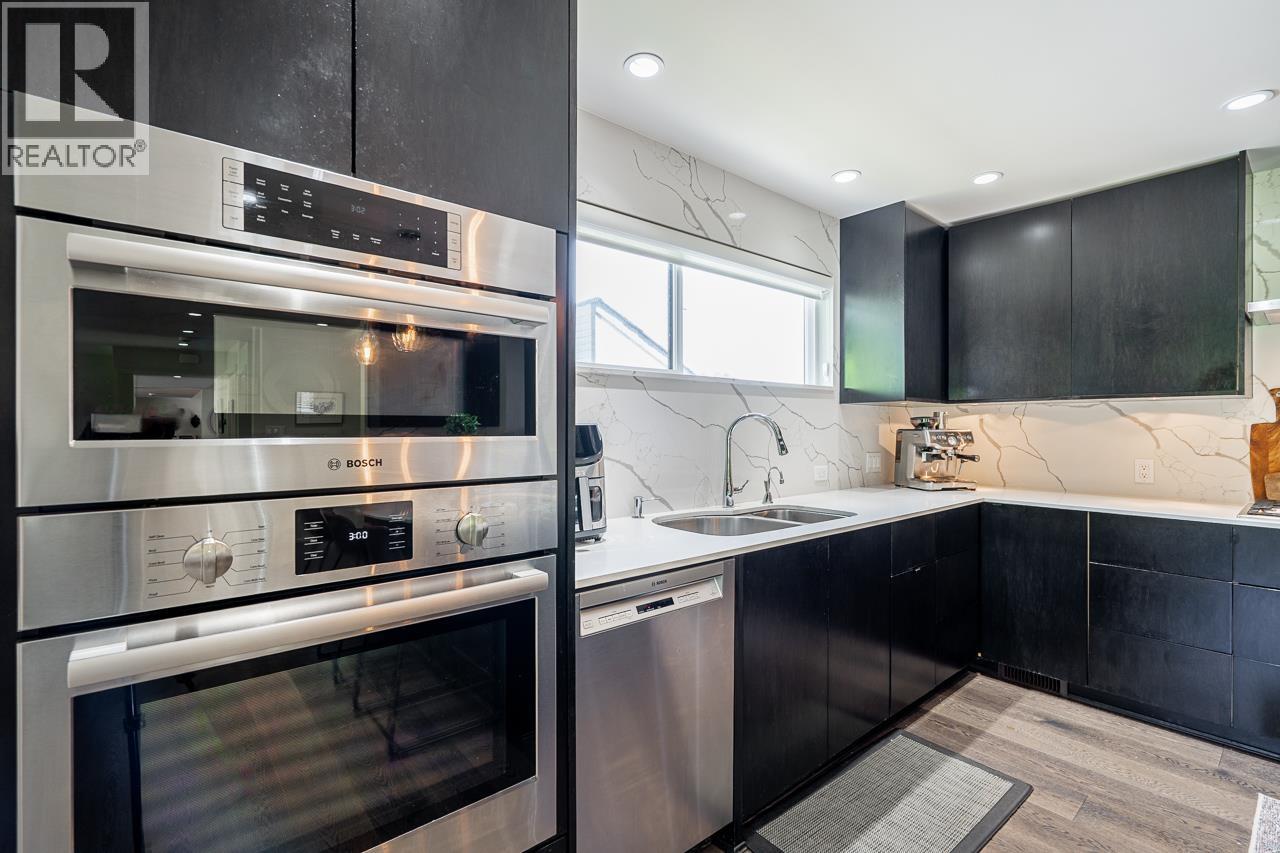 4241 YUCULTA CRESCENT, Vancouver