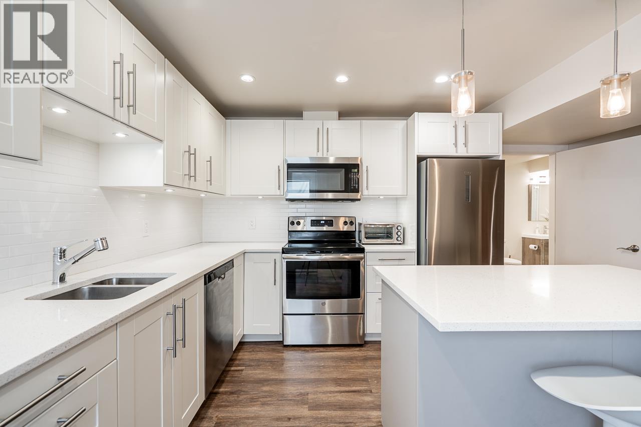 4241 YUCULTA CRESCENT, Vancouver