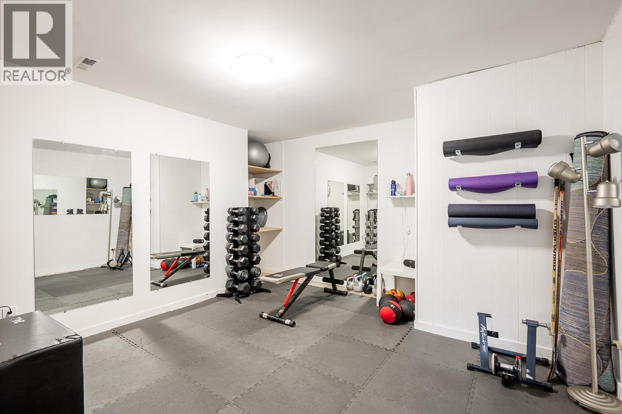 4241 YUCULTA CRESCENT, Vancouver