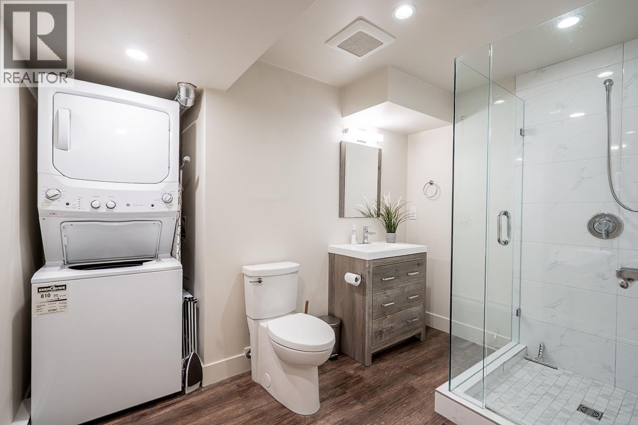 4241 YUCULTA CRESCENT, Vancouver