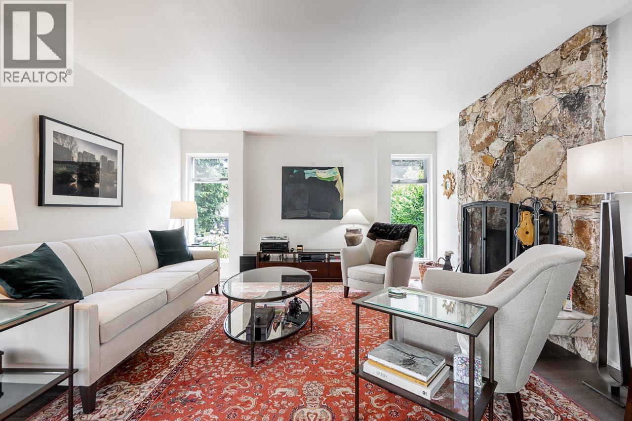 4241 YUCULTA CRESCENT, Vancouver