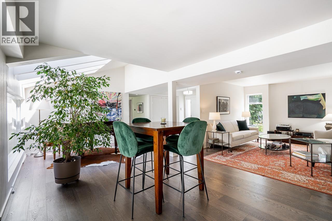 4241 YUCULTA CRESCENT, Vancouver