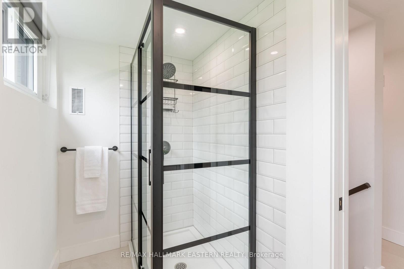 780 HOPKINS AVENUE - Image 37