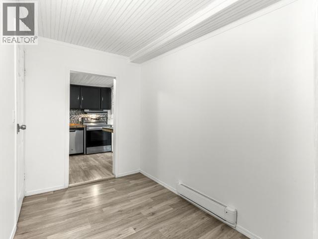 200-26 AZURE ROAD - 21
